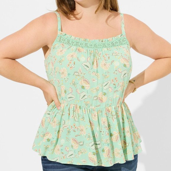 NWT Torrid Washable Crinkle Gauze Sleeveless Crochet Tank - Picture 2 of 6